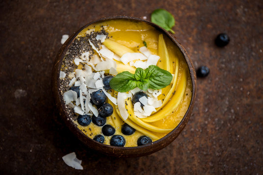 Mangós, banános smoothie bowl