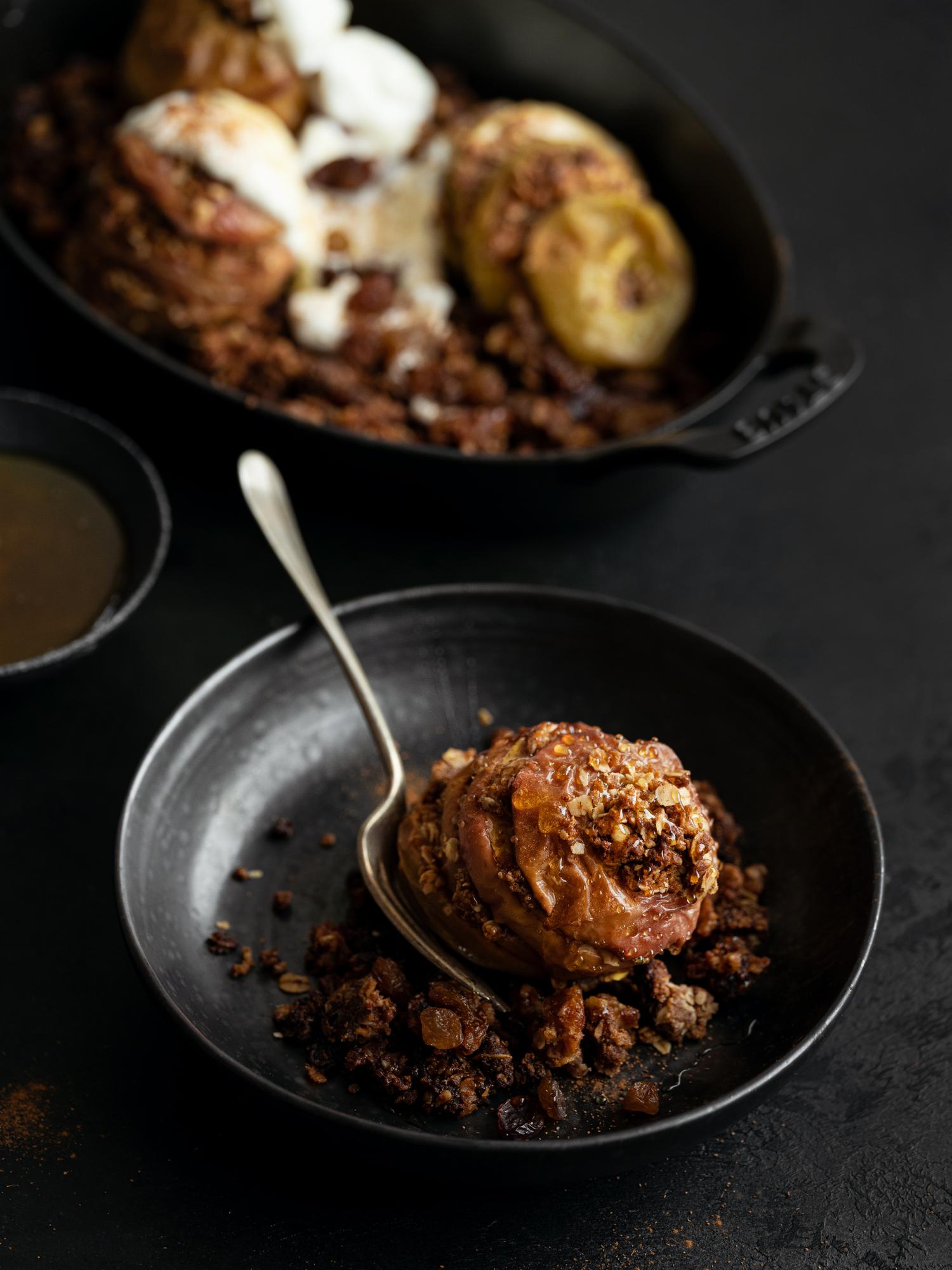 Sült almák morzsával