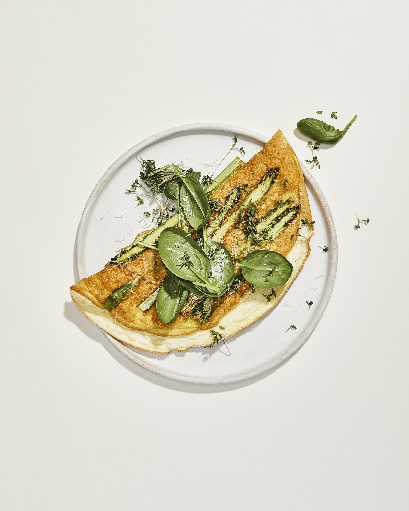 Fehérjeomlette spárgával és ricottával