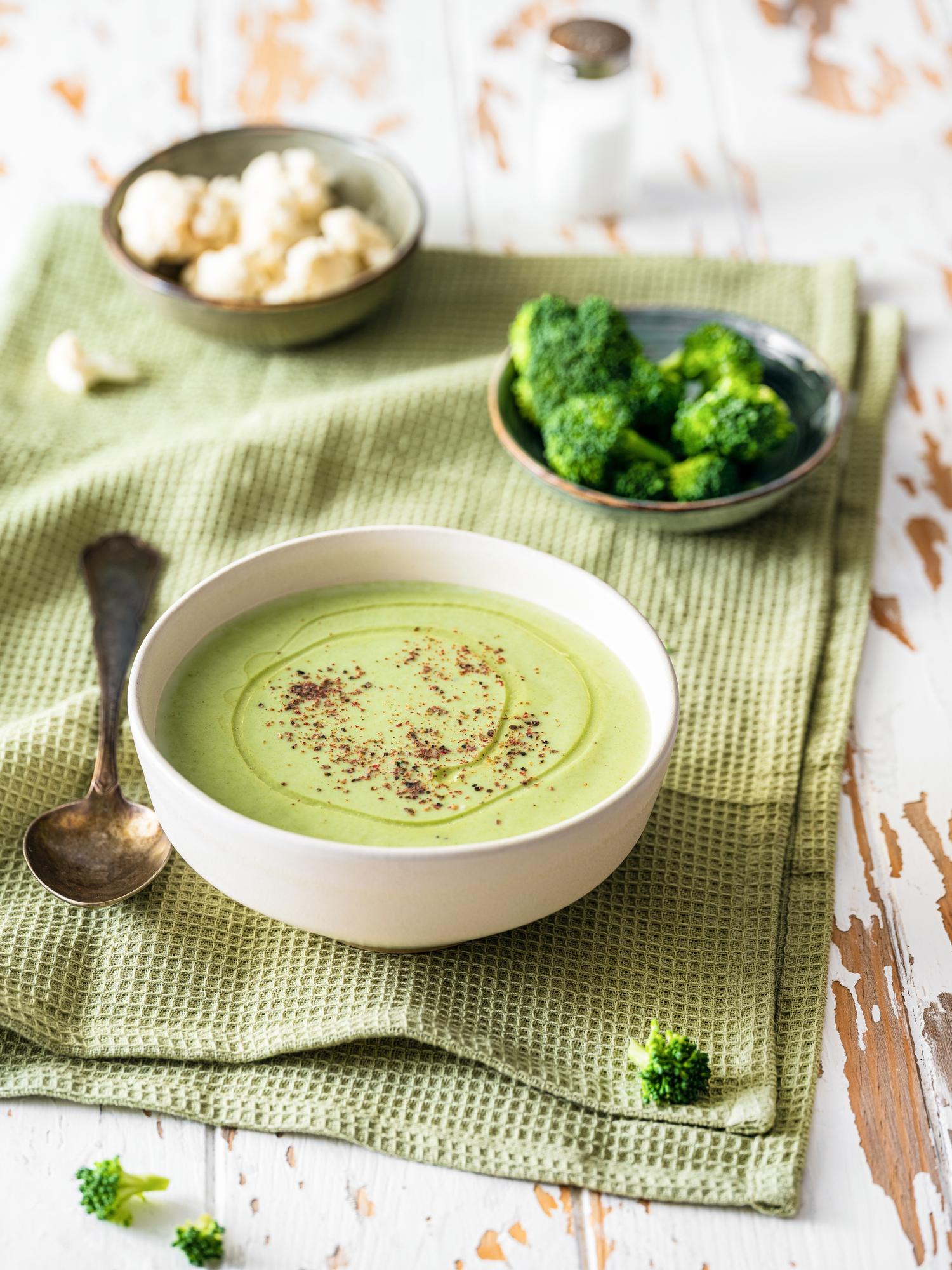 Brokkoli-karfiol leves