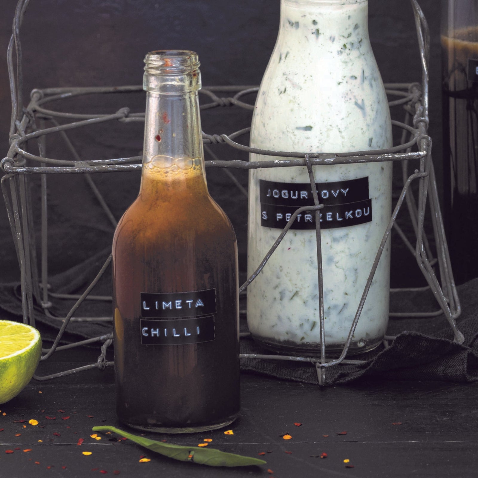 Chilis-lime-os öntet