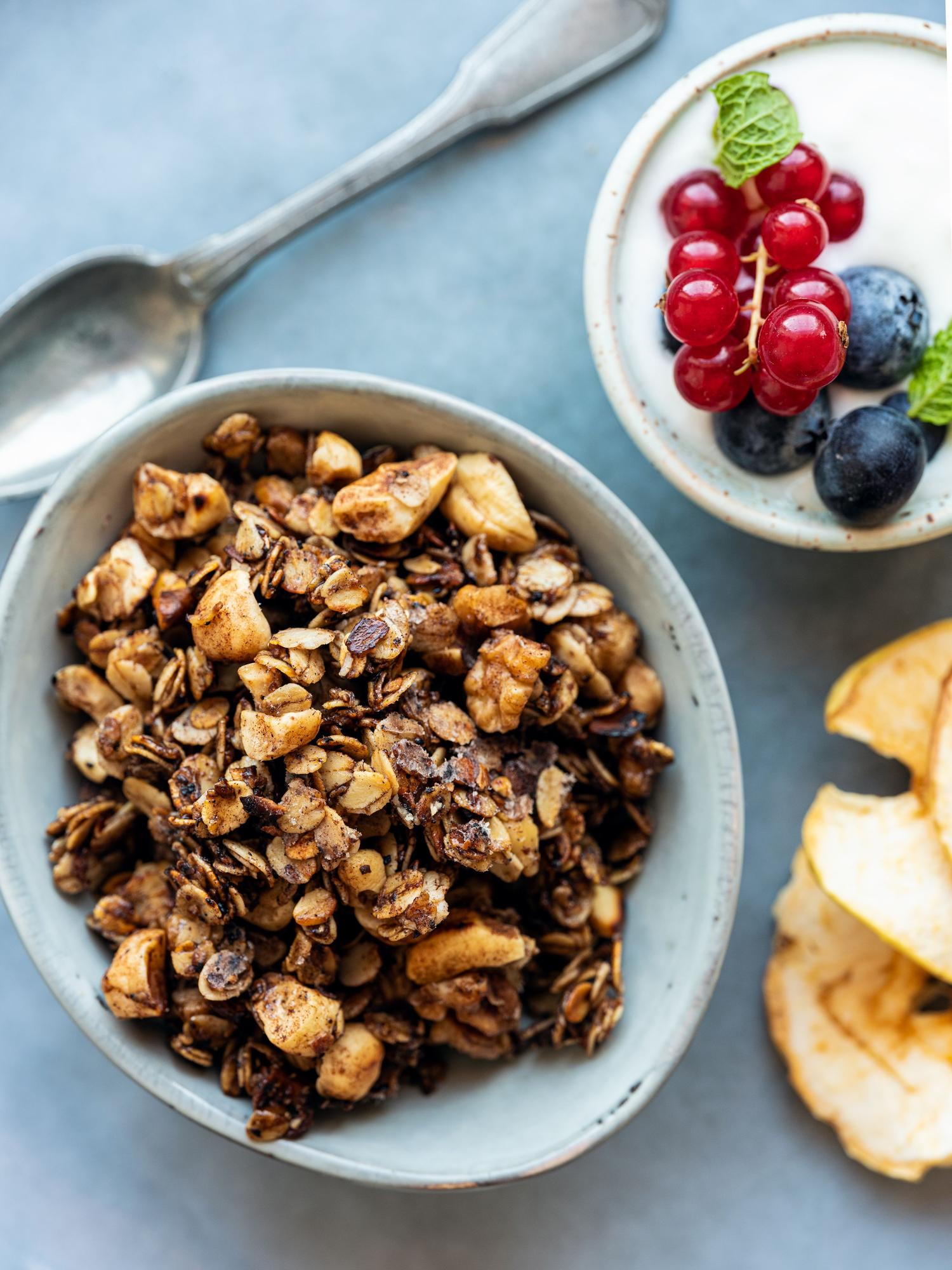 Csokis granola vörösáfonyával