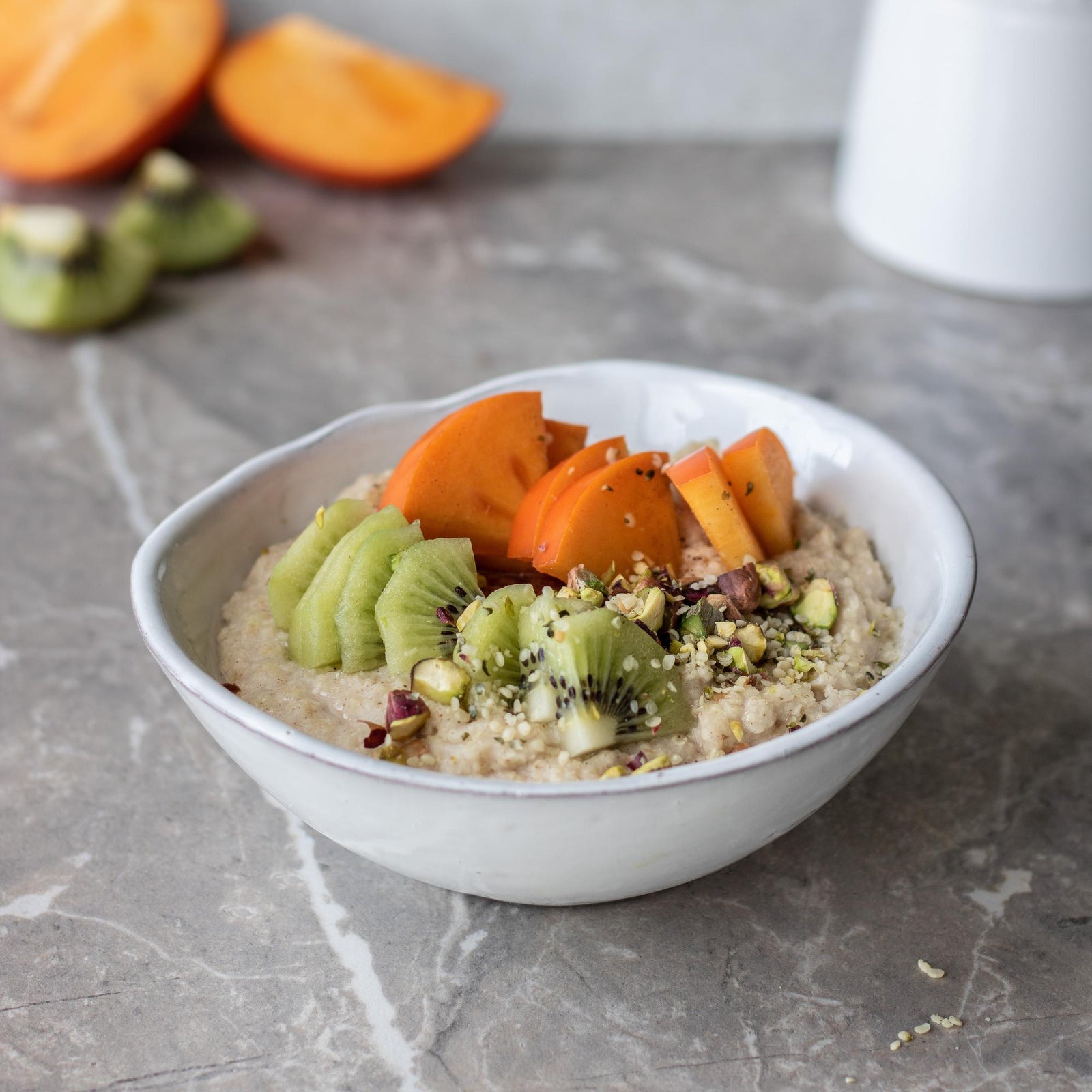 Köleskása gyümölccsel és pisztáciával