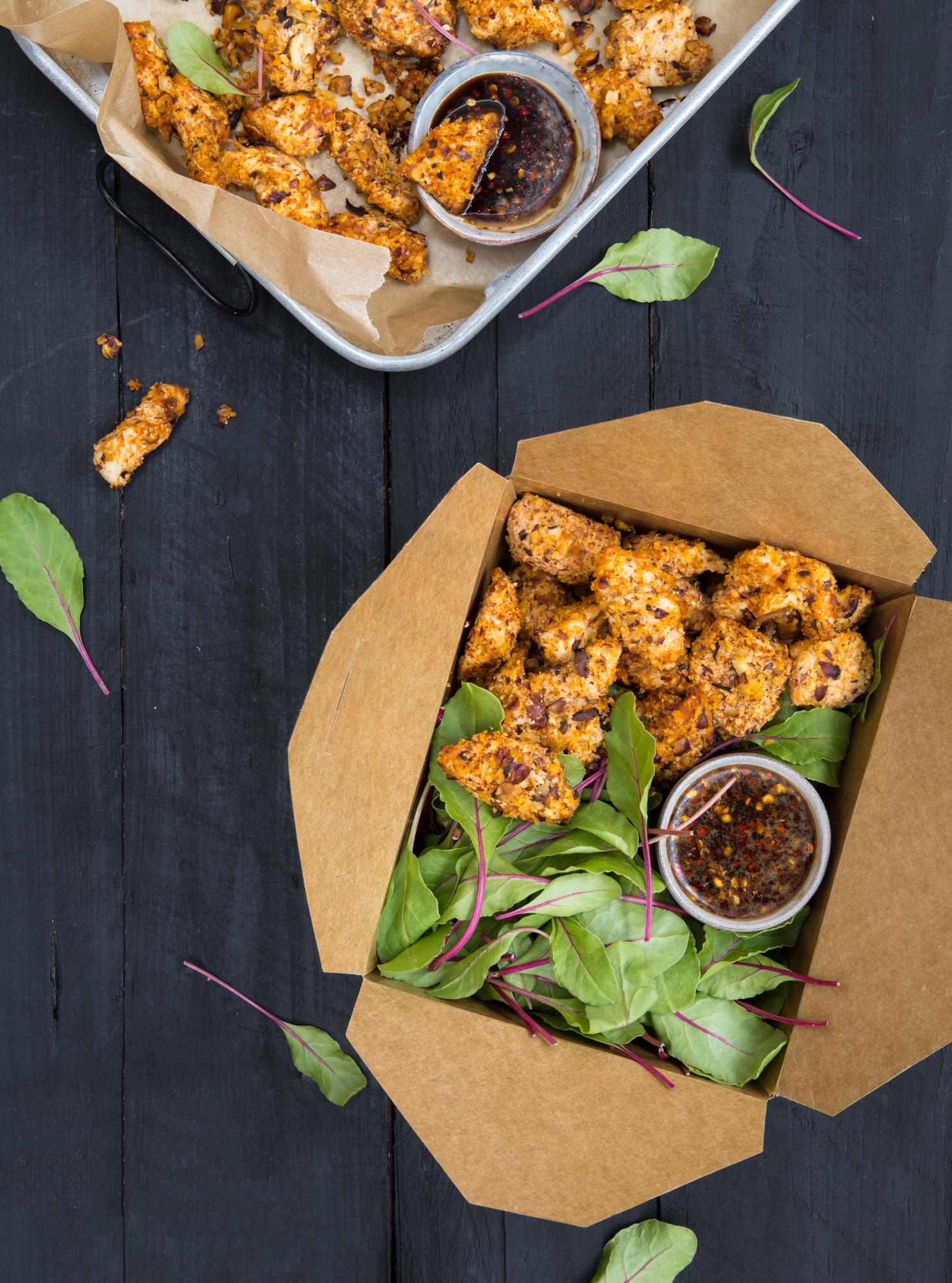 Csirkés nuggets mogyoróban