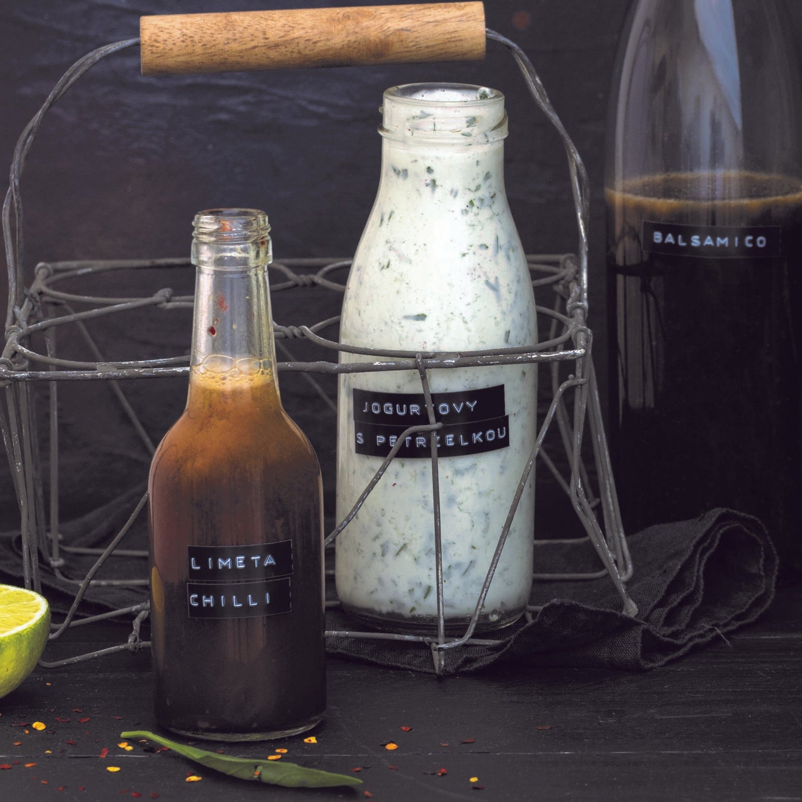 Joghurtos-petrezselymes öntet