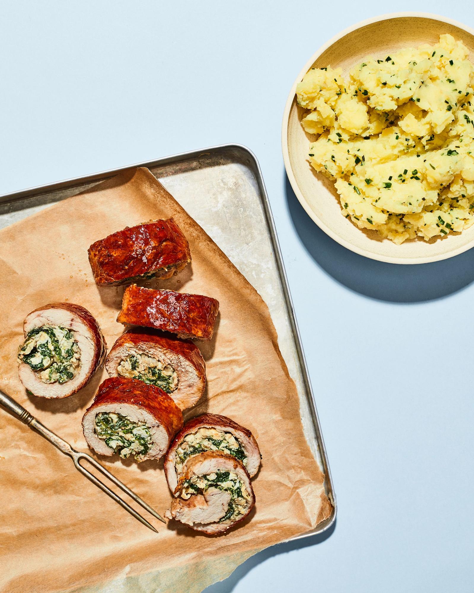 Borjúrolád spenóttal és burgonyapürével