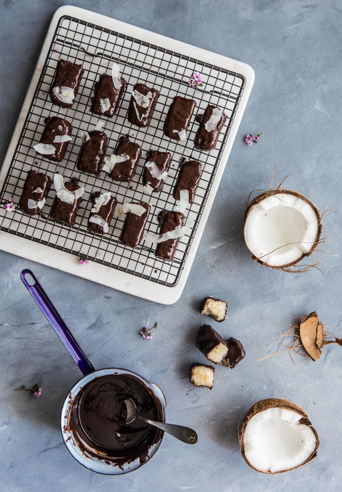 Kókuszos rudak csokiban