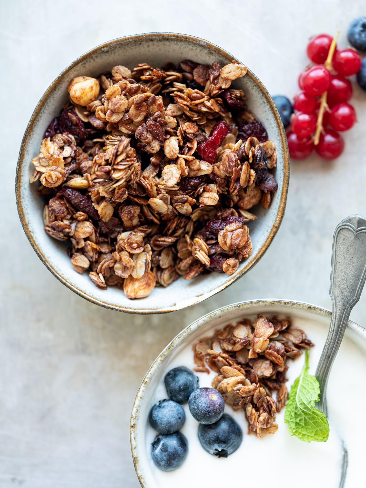 Fahéjas diós granola