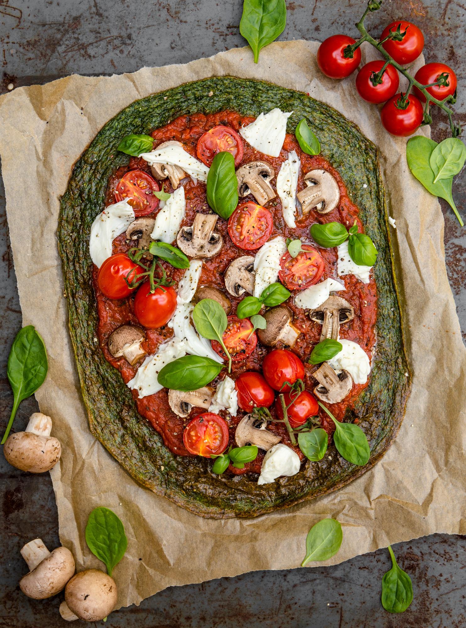 Pizza spenótos alappal