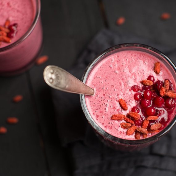 Vörösáfonyás, gojibogyós smoothie