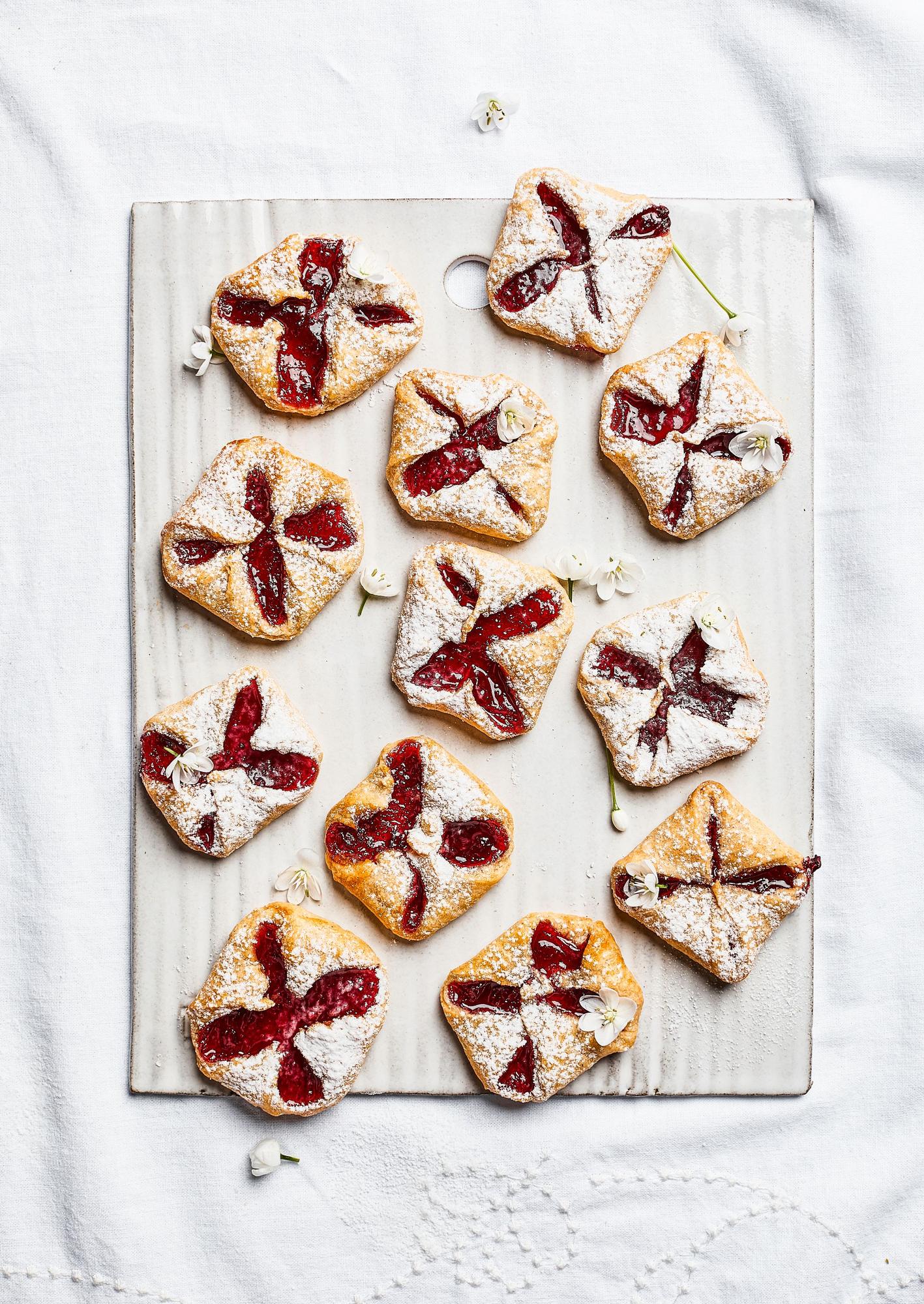 Túrós batyu szilvalekvárral