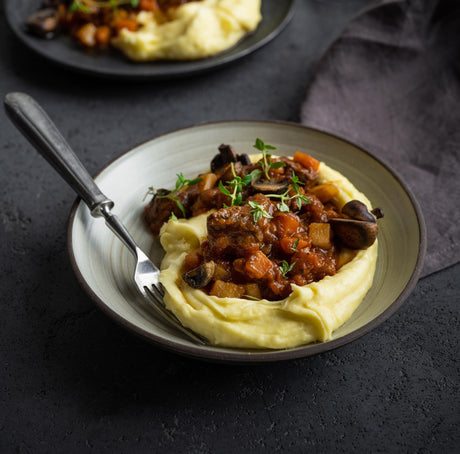 Gyökérzöldséges ragu borecettel
