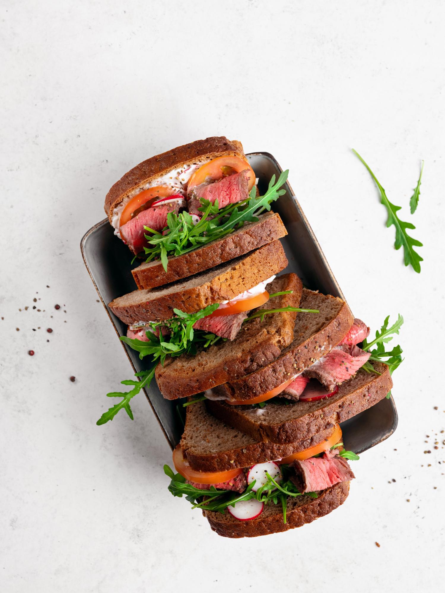 Roastbeef szendvics retekdippel