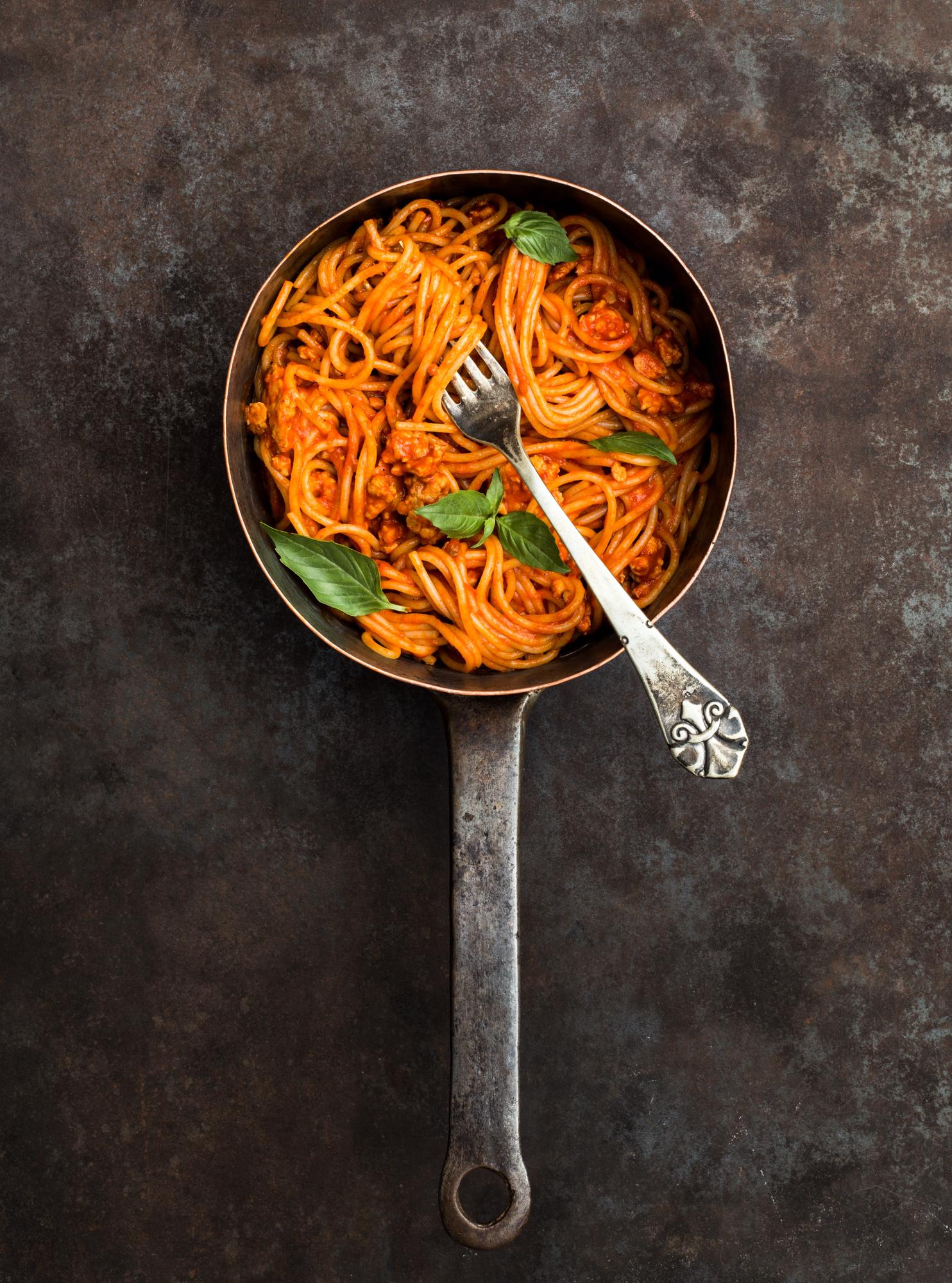 Spagetti sült paprikás pulykahúsos szósszal