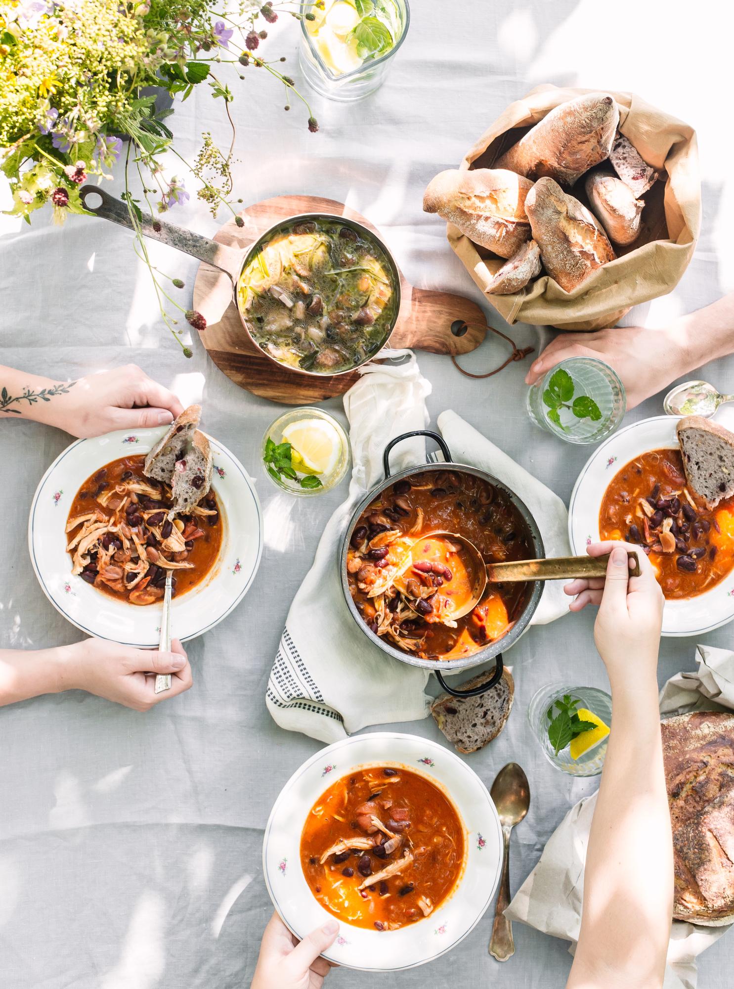 Leves tépett csirkehússal