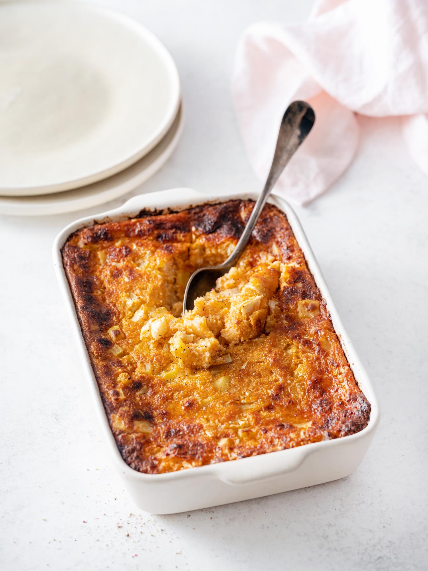 Sütőben sült karfiol sajttal és burgonyával