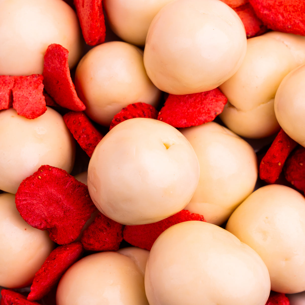 Eper fehér csokoládéban (liofilizált) 🍓 200 g-os kiszerelésben